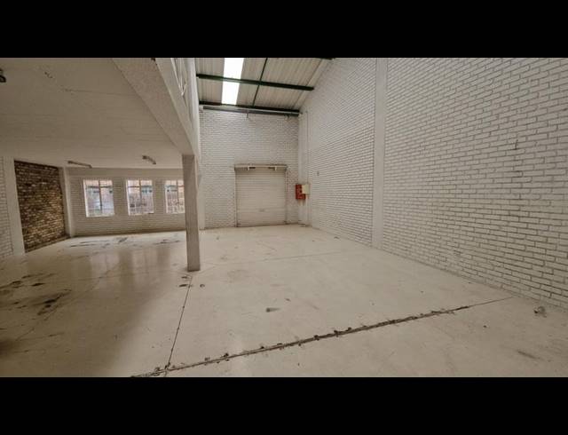 INDUSTRIAL PROPERTY TO RENT IN HALFWAY HOUSE